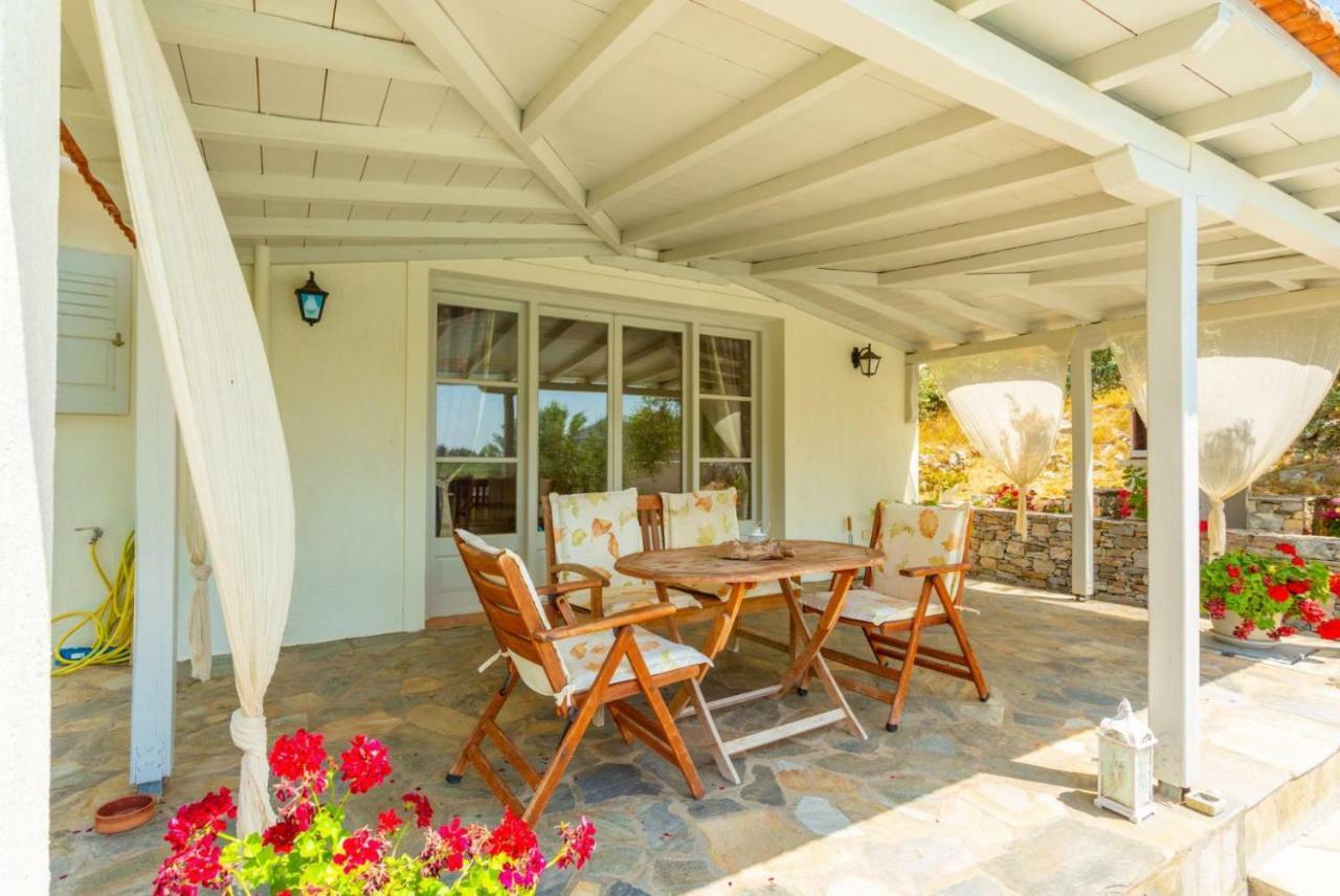 Villa Tassoula Isomata ภายนอก รูปภาพ